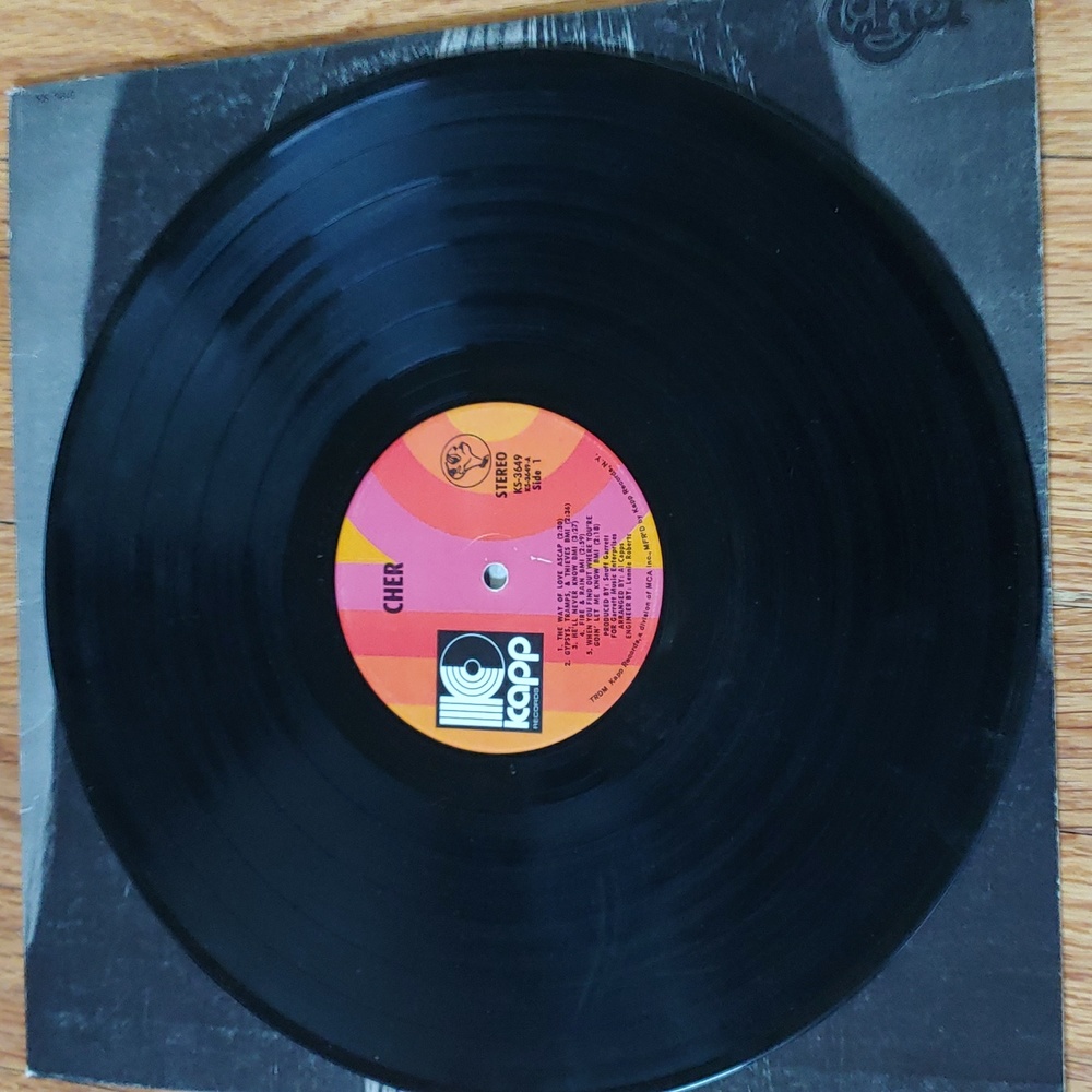 Vintage 1971 Cher Vinyl record album Gypsys, Tramps and Thieves - Picture 3 of 10